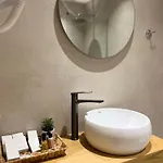 Broadway Boutique 4* טיראנה