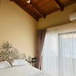 Broadway Boutique מלון 4*