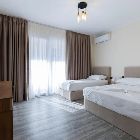 Broadway Boutique Hotel 4*