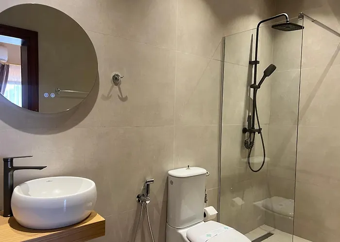 Broadway Boutique Hotel 4* טיראנה