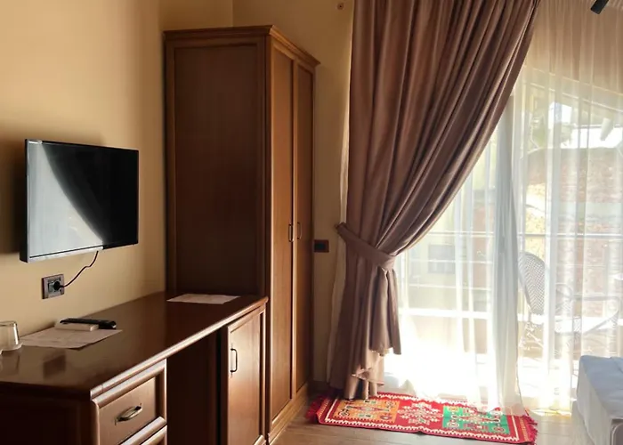 Broadway Boutique Hotel 4*