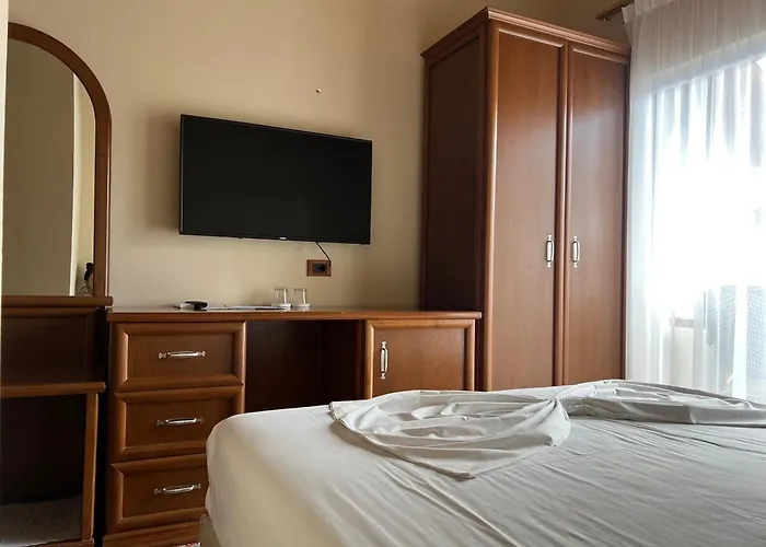 Broadway Boutique 4* Tirana