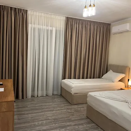 B Boutique Hotel *