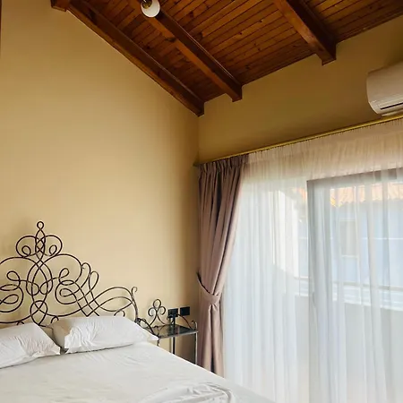 Broadway Boutique Hotel 4*