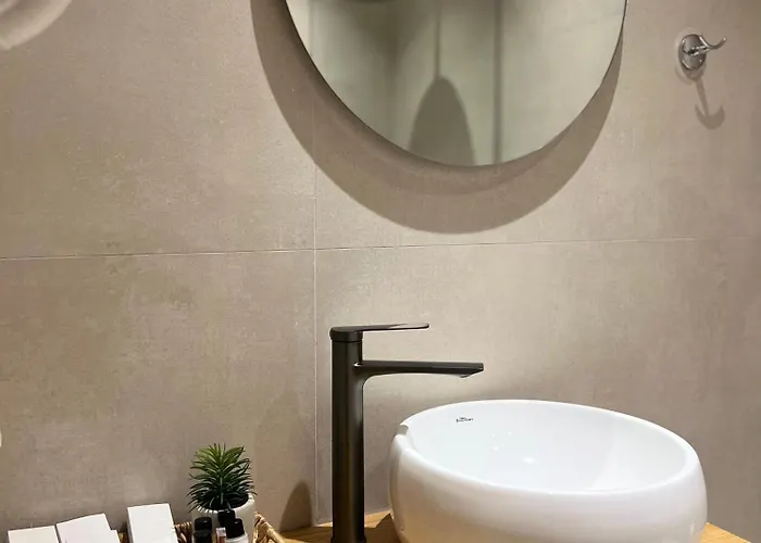 Broadway Boutique Hotel 4* Tirana